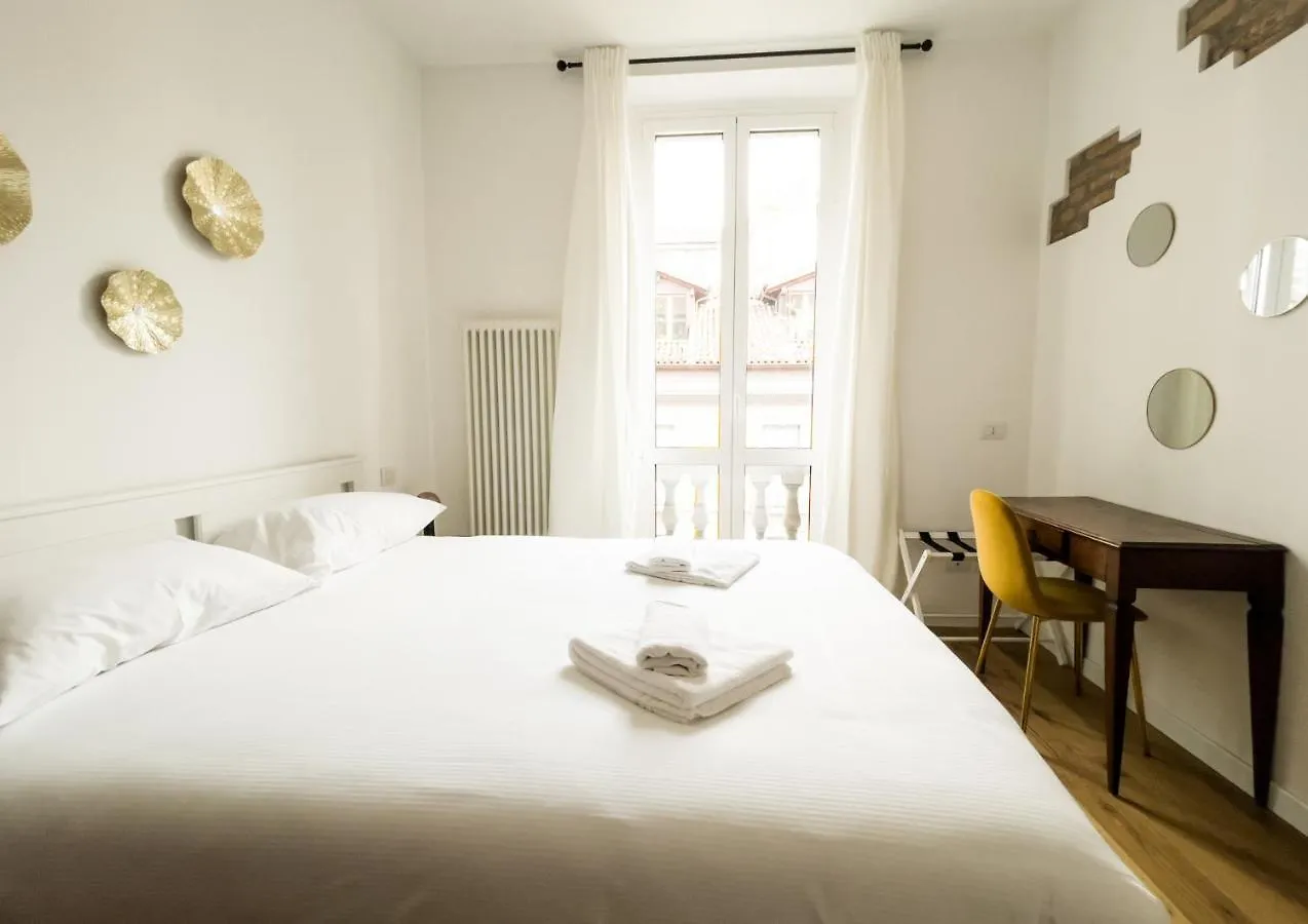 דירות מילאנו Easylife - Elegante E Rifinita Dimora Nello Splendido Quartiere Di Porta Venezia 0*,