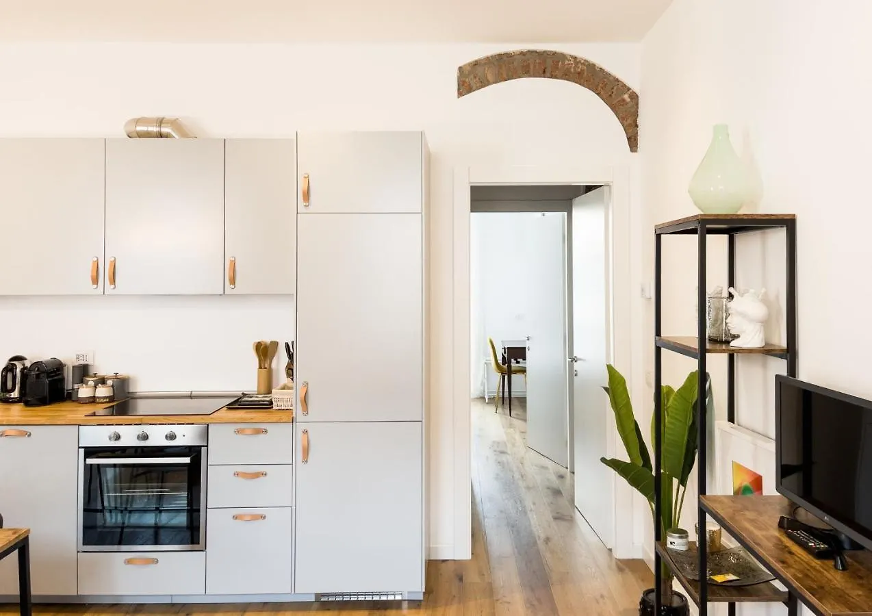 Easylife - Elegante E Rifinita Dimora Nello Splendido Quartiere Di Porta Venezia Lejlighed Milano