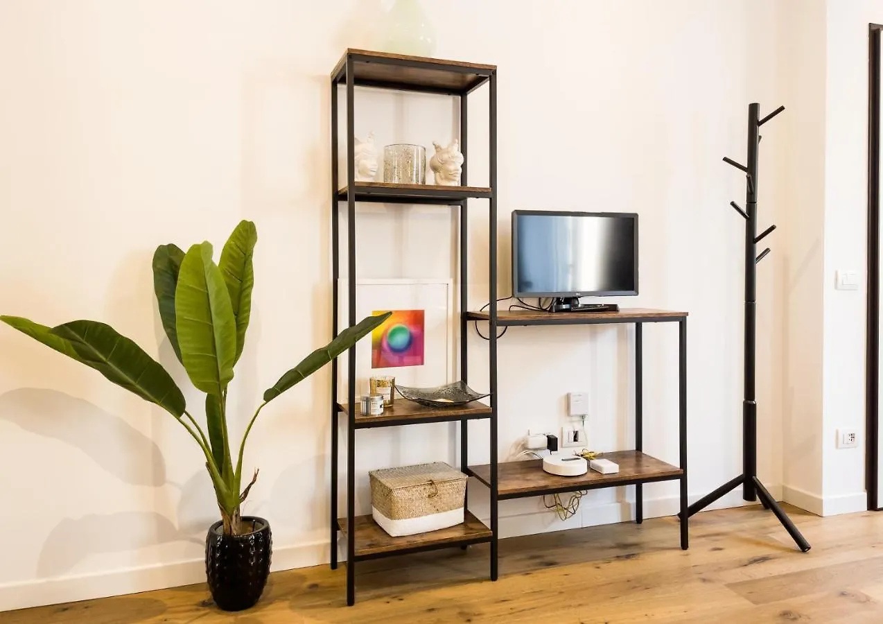 Easylife - Elegante E Rifinita Dimora Nello Splendido Quartiere Di Porta Venezia Lejlighed Milano